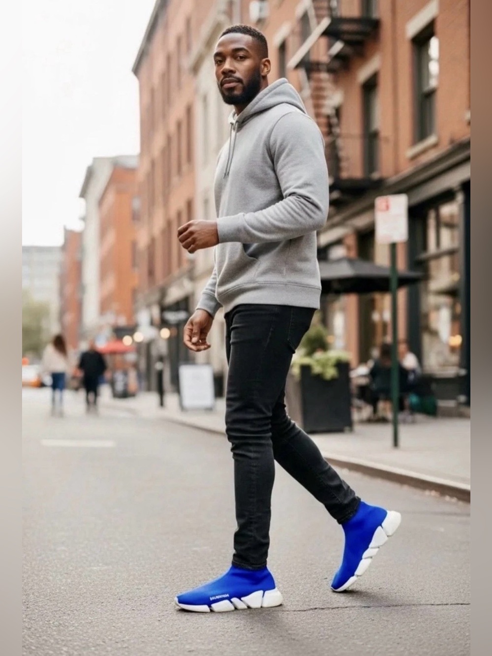 Balenciaga Men’s Speed Trainer High-Top Knit Sneaker. Blue (Glow-in the Dark).